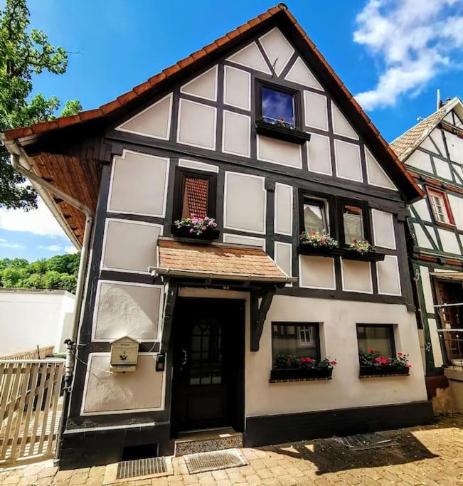 Fachwerkhaus Mitten In Der Altstadt - Ferien In Rotenburg Rotenburg an der Fulda Dış mekan fotoğraf